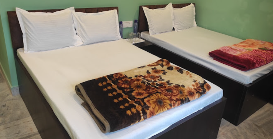 1 x Family Double Room